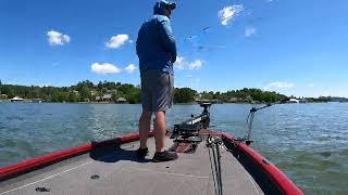 Live from Lake Guntersville! Offshore Bass Fishing