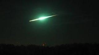 Meteor Bolide falling over Poland 31.10.2015 compilation / meteoryt bolid nad polskim niebem