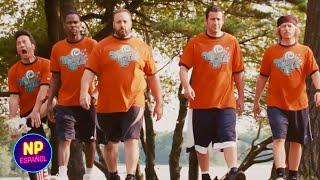 Adam Sandler y Sus Amigos Juegan Baloncesto | Niños Grandes (2010) | Now Español