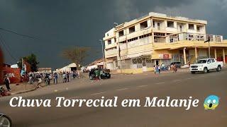 A cidade de Malanje/Angola  Ficou em Pânico com essa Chuva ( Você nunca viu )