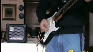 Roland Micro Cube Demo - Tested with single coil strat guitar