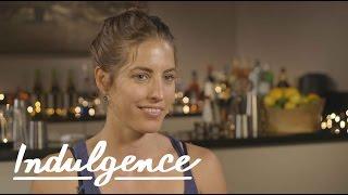 Bartenders Explain How to Buy a Drink for a Woman