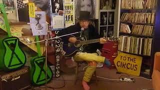 Dire Straits - Twisting By The Pool - Acoustic Cover - Danny McEvoy