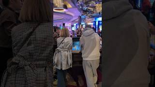 Cosmopolitan casino full house #lasvegas #lasvegas4k #gambling