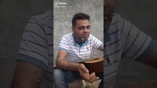 كوارث تونسية : samir pesiren يعزف على الكمنجة 