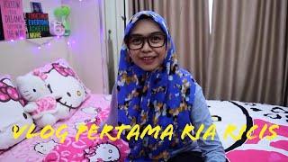 VLOG PERTAMA KALI RIA RICIS DI YOU TUBE 