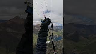 Flying around the Shotover with a low cloud base #paragliding #newzealand #POV