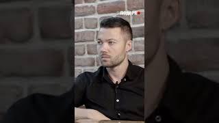 Почему в РФ пиратят? | Бизнес, заработок и деньги | #shorts