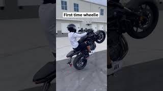 YAMAHA MT07 FIRST WHEELIE #wheelies #bikelife #mr2moto #youtuber #shorts