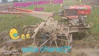 Tutorial cara membajak sawah dengan baik dan benar menggunakan traktor roda dua pakai mesin KUBOTA