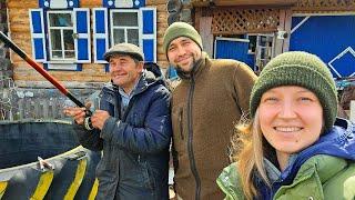 ТРИ ЖИТЕЛЯ УРАЛЬСКОЙ ЗАИМКИ | КАК МАТЬ РЕБЁНКА ПРИНИМАЛА | ПОЛНЫЙ ДОМ ГОСТЕЙ | БИЗНЕС НА МУСОРЕ