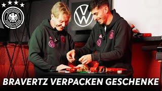 Geschenke verpacken mit Kai Havertz und Julian Brandt  | Behind the Scenes mit Bravertz