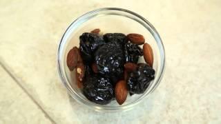 How to Eat Prunes