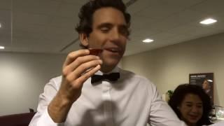 MIKA: New Year's Greeting to Japanese Fans at Opera Di Firenze