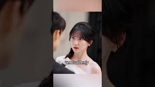 The girl accidentally discovers she can see the reader's comments#drama #movie