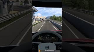 Трафик в #ets2 любит тормозить резко :)