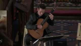 Andrew Keeping plays "Recuerdos de la Alhambra" by F.Tarrega