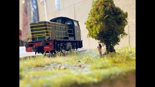 Realizzazione paesaggio plastico ferroviario: terreno e posa dell’erba (modellismo H0 e diorama)