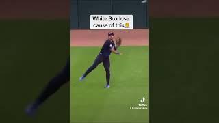 White Soxs lose from this mistake #mlb #baseball #sports #athlete #smh #fail #fypシ゚viral #clips