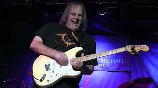 WALTER TROUT guitar solos @ Callahan's Music Hall, August 2017