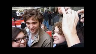 Robert Pattinson (Rare Summer 2009 footage) -Twilight Saga Autograph Event at Rockefeller Center