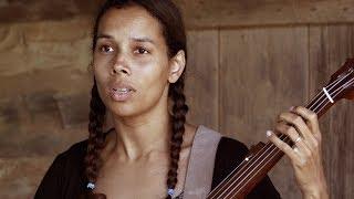 Rhiannon Giddens: "Julie"