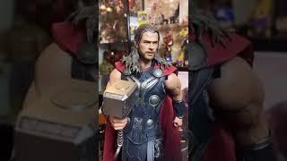 Thor: The Dark World 1:6 Scale Toy Figure Display