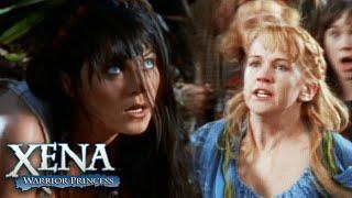 When Xena Met Gabrielle | Xena: Warrior Princess