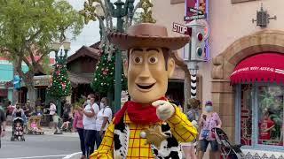 Merry Christmas * Mickey & Friends Montage * Christmas Greeting * Walt Disney World 2021 ️