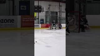 KNEES TIGHT ON STEEP ANGLES#goaliecoach #hockey #goaliecamp #goaliecoaches #goalie