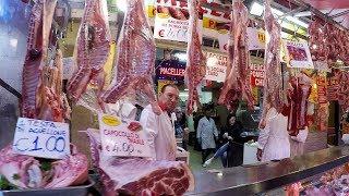 Street Food and Fresh Food. 'Ballarò' Market in Palermo, Sicily, Italy