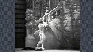 Erik Bruhn and Carla Fracci - Romeo and Juliet, balcony scene 1966