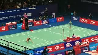 Pha cầu xuất sắc của Nguyễn Thuỳ Linh khi đánh bại tay vợt số 5 Thế Giới Carolina Marin