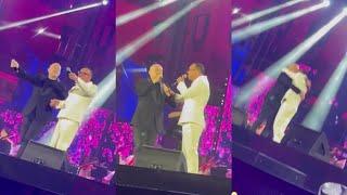 Come Mai - Gigi D'Alessio e Max Pezzali @LIVE Napoli