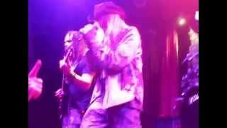 Warrel Dane - "The Heart Collector" (live in Brazil)