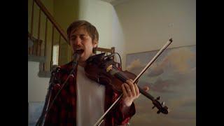 Aleksi Campagne｜Sparklers And Gin / J'apporte le gin (Original Song)