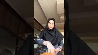 جوراب نازک و پای خوشگل زن ایرانی بعد از چن ساعت پیاده روی. Beautiful feet and nylon socks goddess