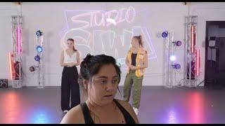 jojo siwa & bobbi althoff sent me into a millennial midlife crisis