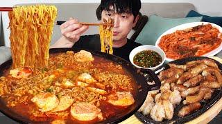 Spicy ramen, grilled beef intestines MUKBANG REALSOUND ASMR EATINGSHOW