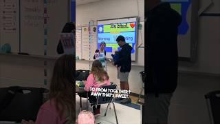 This high school girl asked a boy in special ed class to prom ️