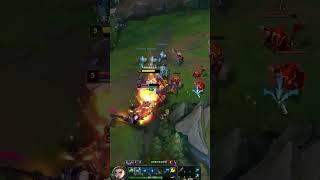 Riven vs Darius Early Game Outplays  - League of Legends #shorts