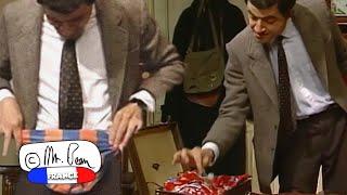 M. Bean fait sa valise pour les vacances | Clips drôles de Mr Bean | Mr Bean France