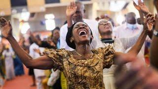 Yvonne Menz || Spirit filled worship ||  Spontaneous power Praise 2020 . Live ministration