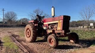 Farmer John Drives 966 to Get Hay