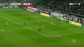 Goalkeping howler from Mainz 05 Goalkeeper Robin Zentner. Very funny 