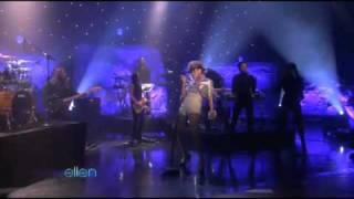 [HD] Rihanna - Rude Boy ( Live Ellen Show 02/15/2010 )