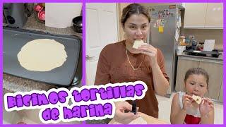 HICIMOS TORTILLAS DE HARINA / NOS TOCÓ LA LLUVIA / COCINANDO MIENTRAS LLUEVE / LIZ PREPARA TORTILLAS