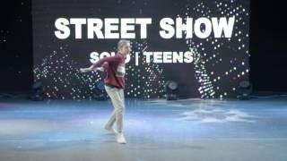 Птица счастья Кузьменко Велислава / Street show Solo Teens / III place / DM 2017