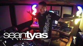 SEAN TYAS ▼ TRANSMISSION LIVE