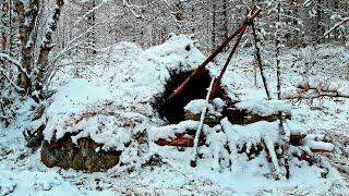 Primitive Bushcraft Shelter - Winter Camping | Ice fishing, Campfire Cooking, Improving the Shelter